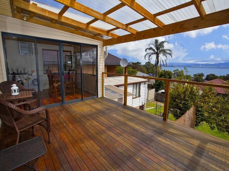 44 Buena Vista Avenue, Lake Heights NSW 2502