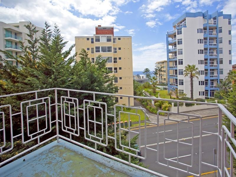 10/2 Corrimal Street, North Wollongong NSW 2500