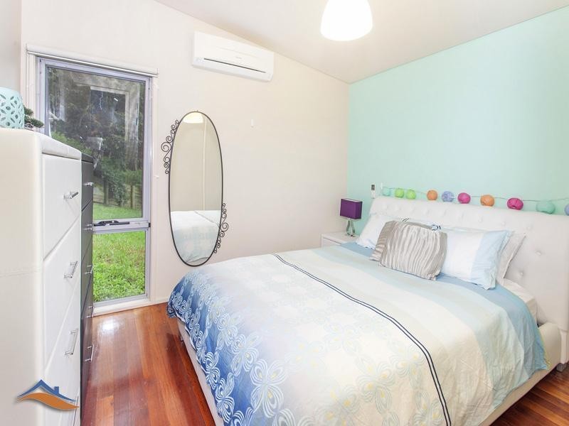 12 Woodlands Place, Figtree NSW 2525