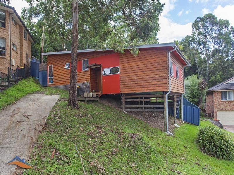 12 Woodlands Place, Figtree NSW 2525