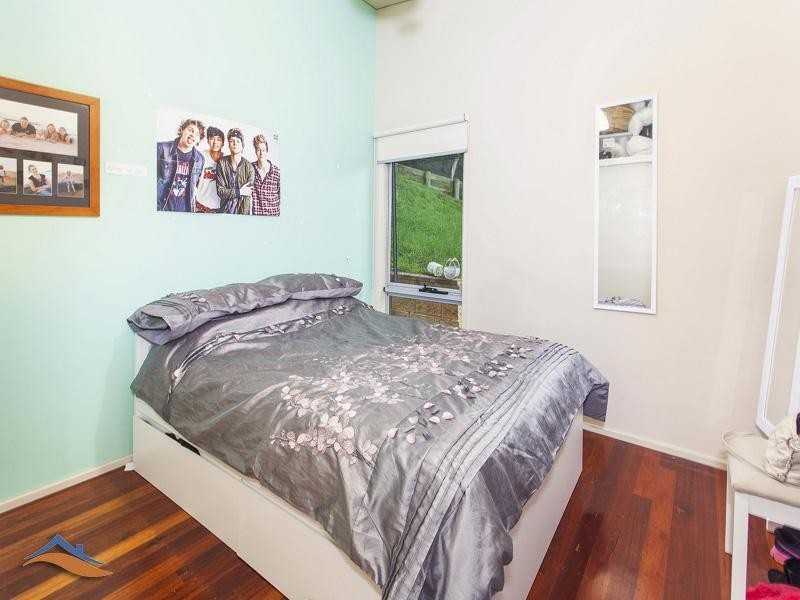 12 Woodlands Place, Figtree NSW 2525