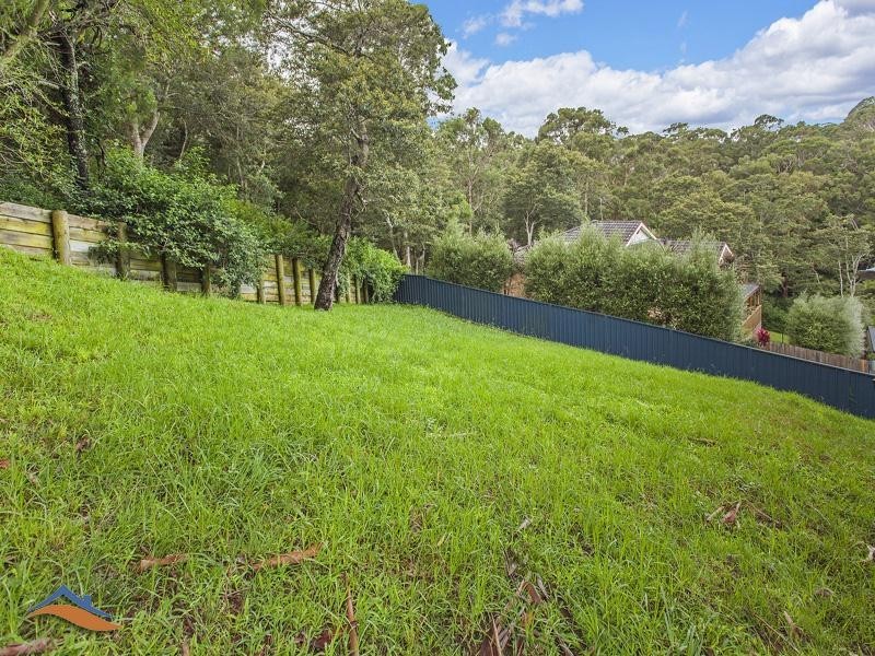 12 Woodlands Place, Figtree NSW 2525