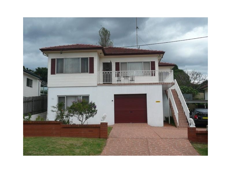 2/24 Denise Street, Lake Heights NSW 2502