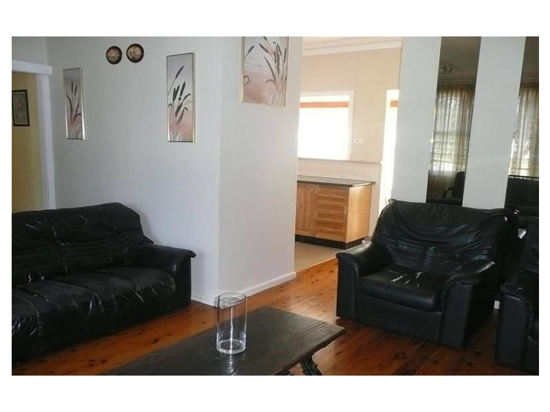 6 College Place, Gwynneville NSW 2500