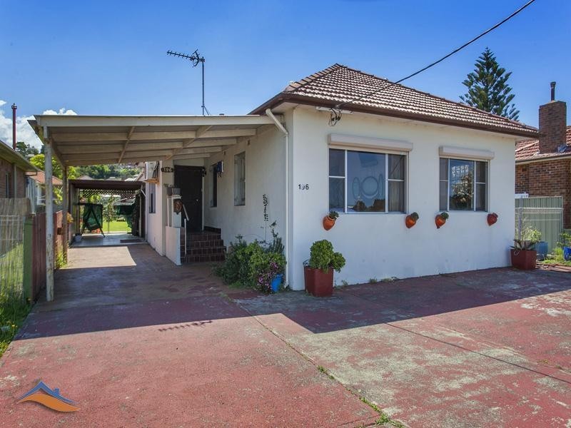 196 Northcliffe Drive, Warrawong NSW 2502