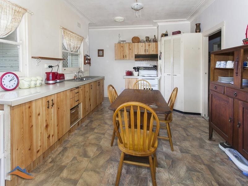 31 Spring Street, Mount Keira NSW 2500