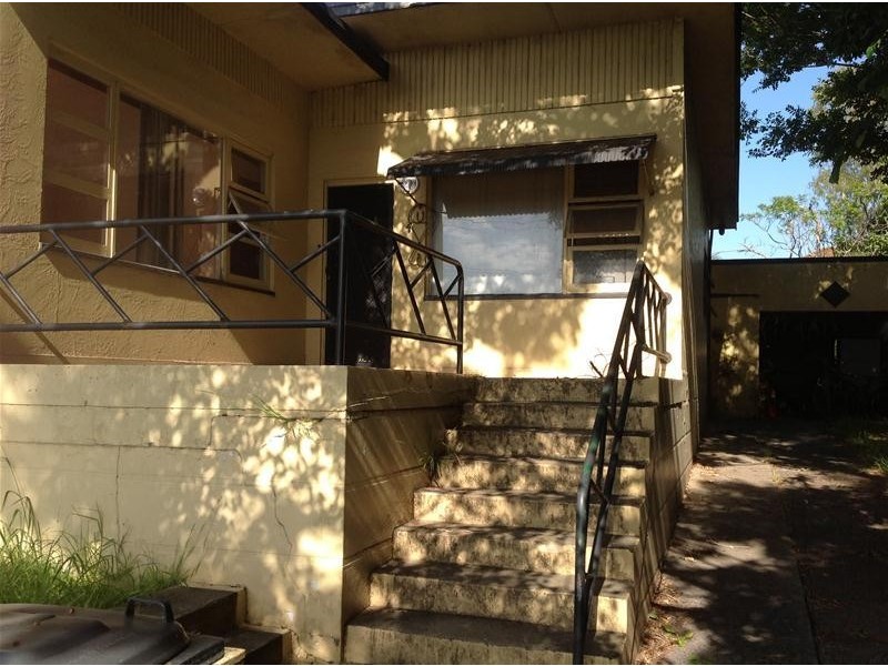 4 John Street, Gwynneville NSW 2500