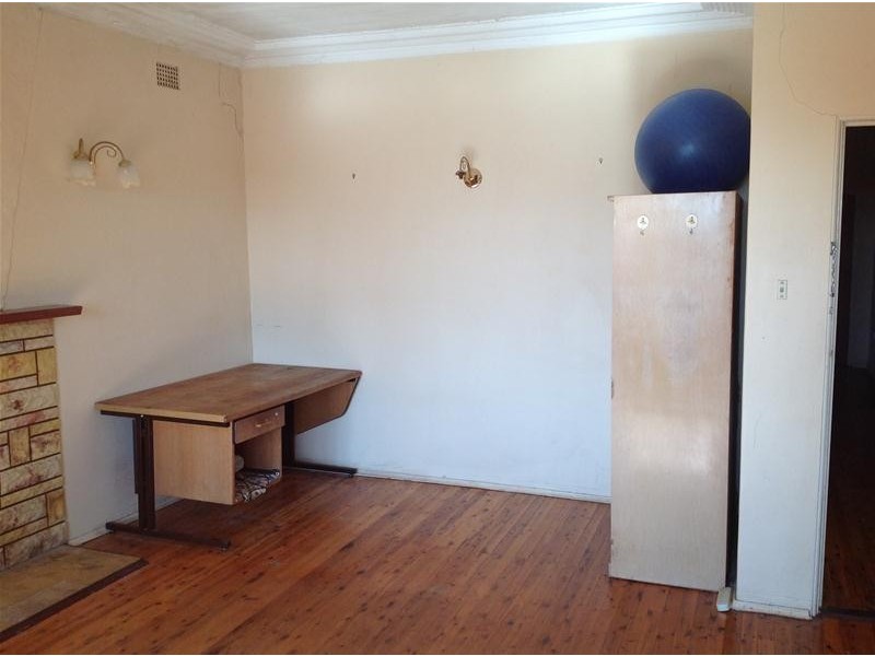 4 John Street, Gwynneville NSW 2500