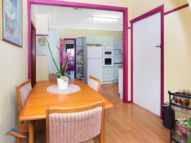 21 Whiting Crescent, Corrimal NSW 2518