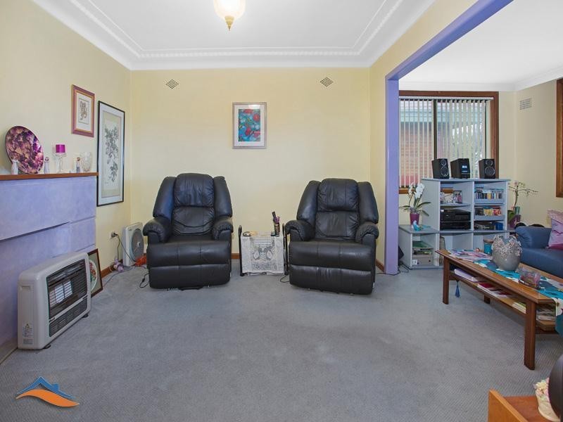 21 Whiting Crescent, Corrimal NSW 2518