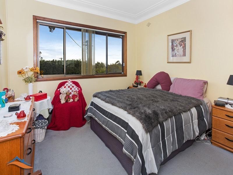 21 Whiting Crescent, Corrimal NSW 2518