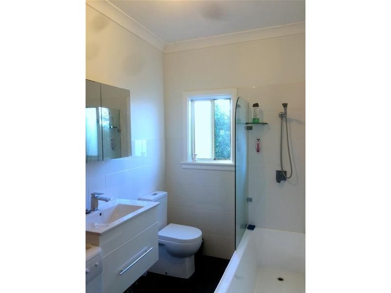 1/3 Ross Street, Wollongong NSW 2500