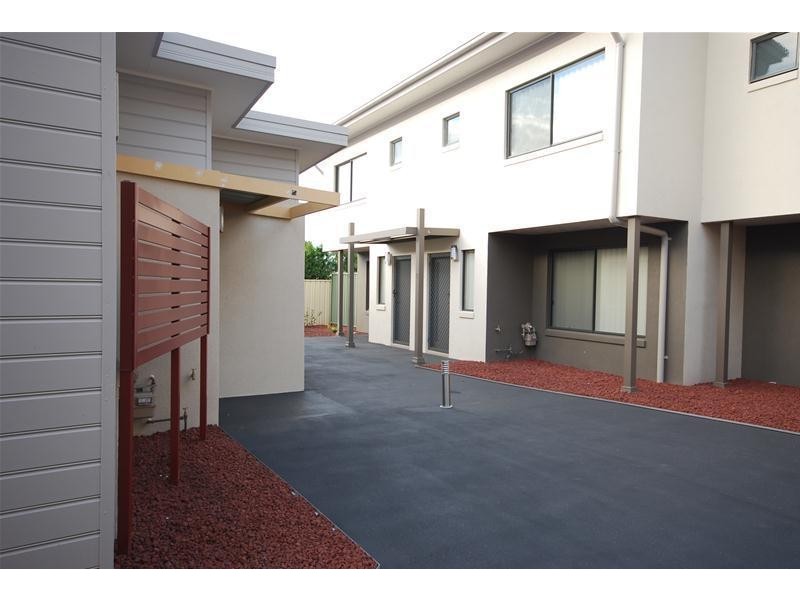 3/26 LUTTRELL Street, Glenmore Park NSW 2745