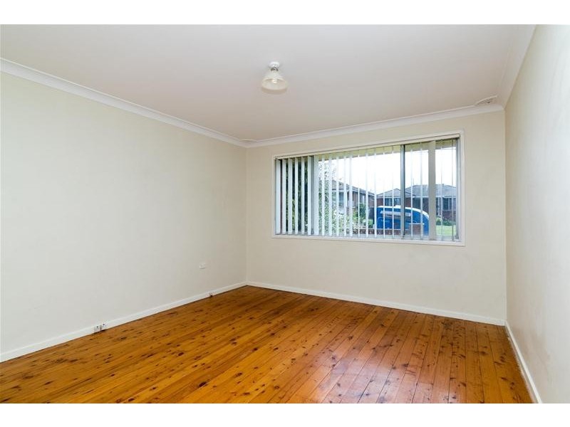 8 Sheba Crescent, South Penrith NSW 2750