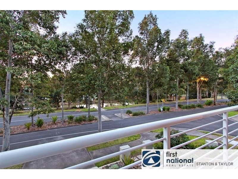 13 Waterside Boulevard, Cranebrook NSW 2749