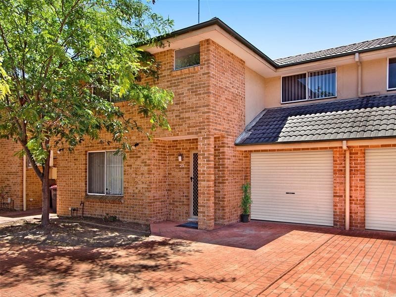 21/29-35 Bringelly Road, Kingswood NSW 2747