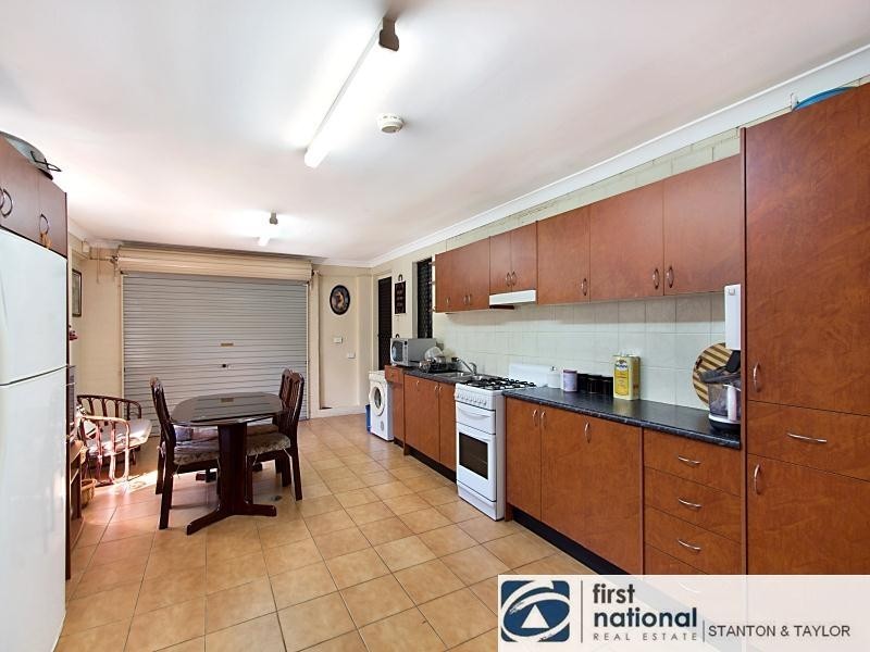 20 Glengarry Drive, Glenmore Park NSW 2745