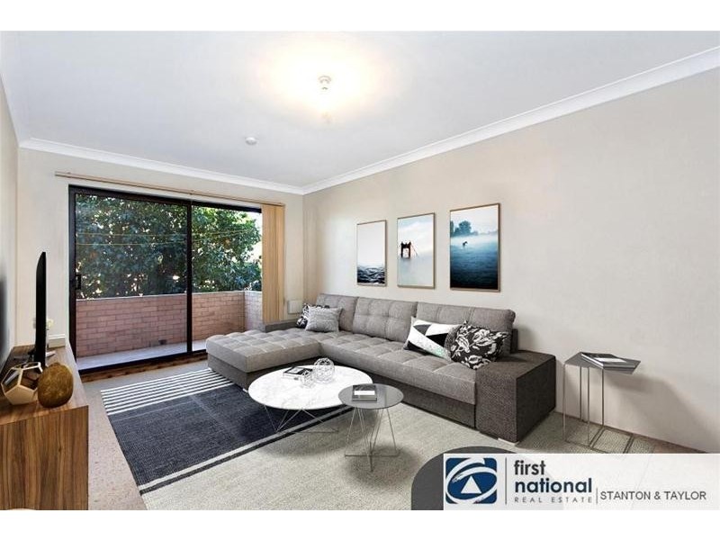2/11-13 Hemming Street, Penrith NSW 2750
