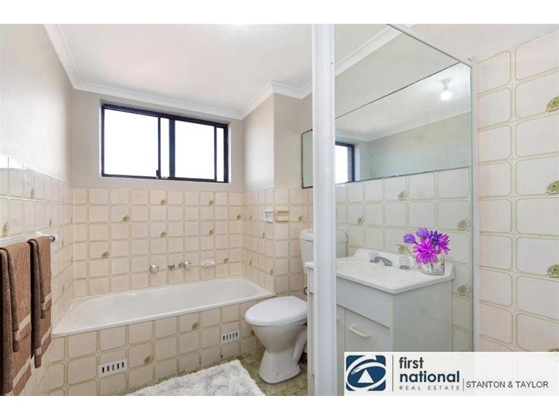 2/11-13 Hemming Street, Penrith NSW 2750