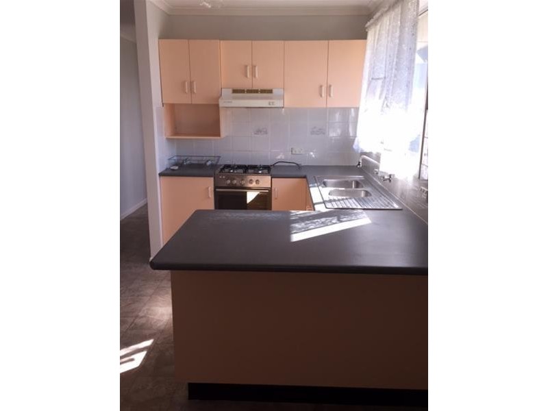 17 MOXHAM Street, Cranebrook NSW 2749