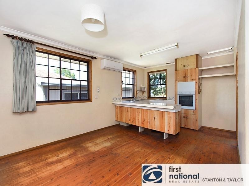 11 Cobb Avenue, Jamisontown NSW 2750