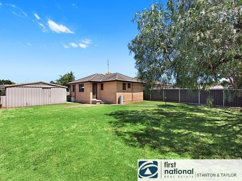 11 Cobb Avenue, Jamisontown NSW 2750