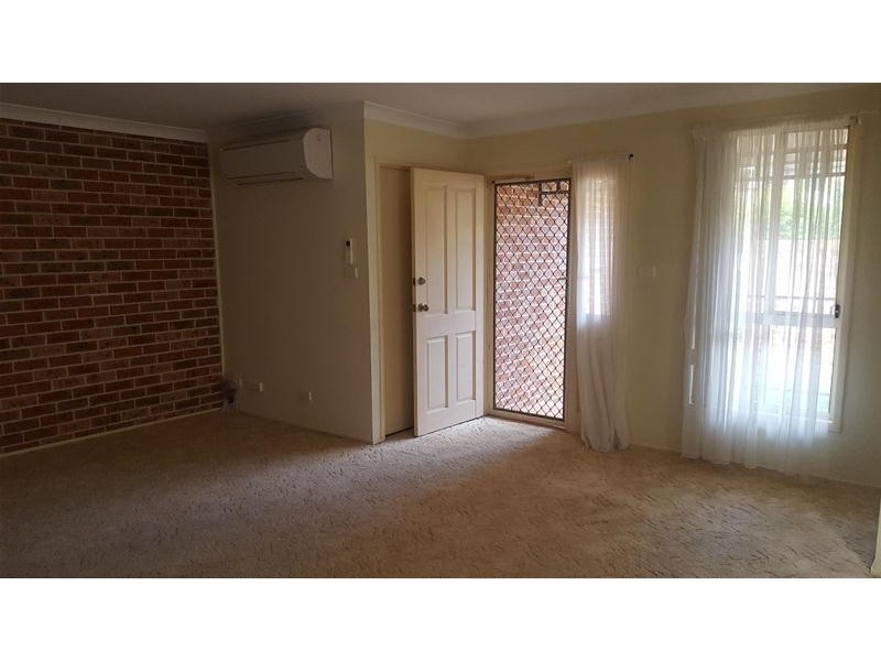 1/17 DENT Street, Penrith NSW 2750