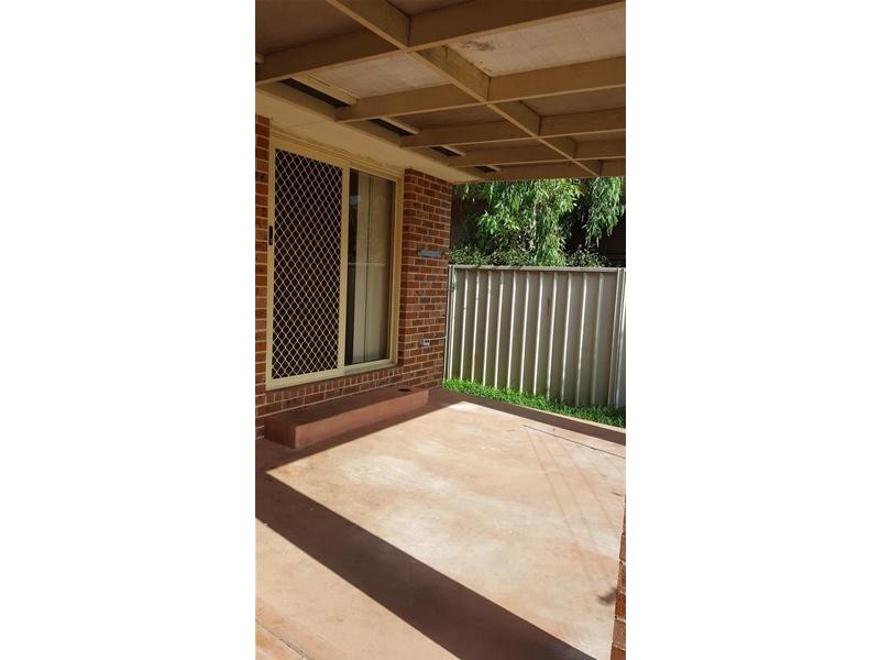 1/17 DENT Street, Penrith NSW 2750