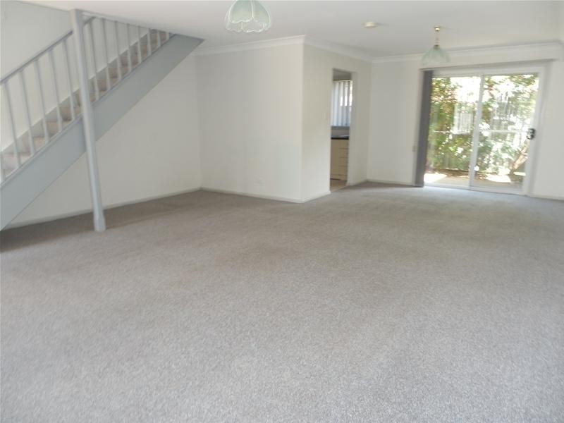 3/29-35 Bringelly Road, Kingswood NSW 2747