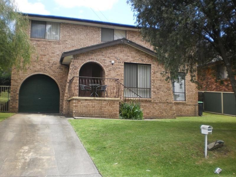 185 River Road, Leonay NSW 2750