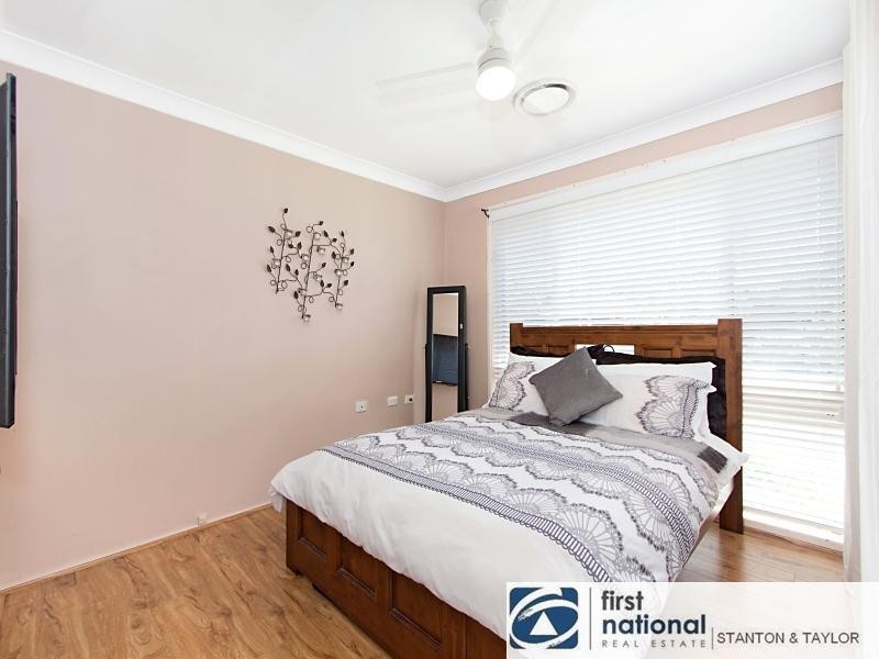 4 Carlyle Crescent, Cambridge Gardens NSW 2747