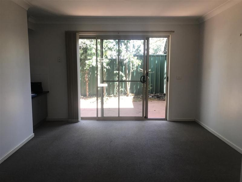 2/126 High Street, Penrith NSW 2750