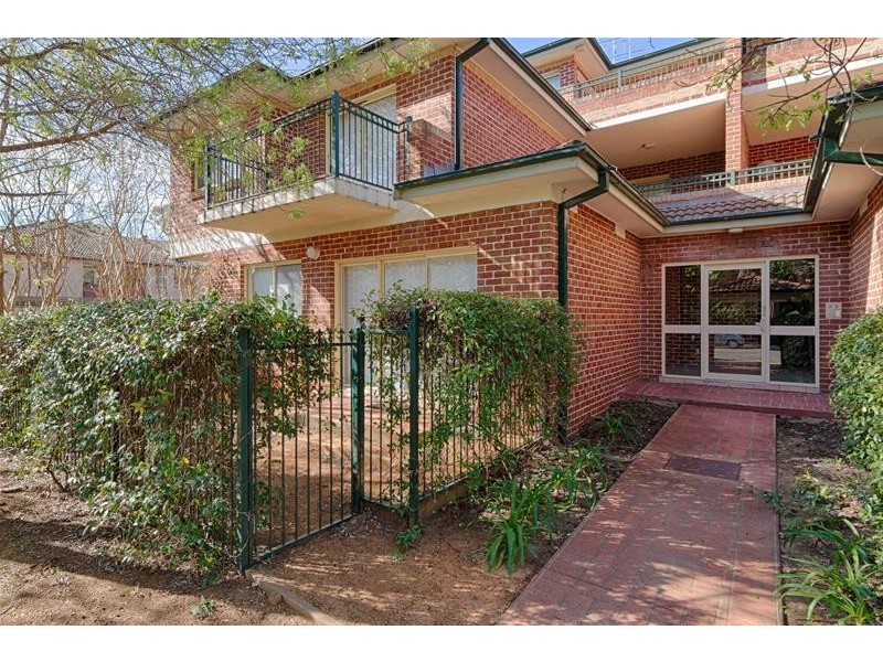2/10-12 DENT Street, Penrith NSW 2750