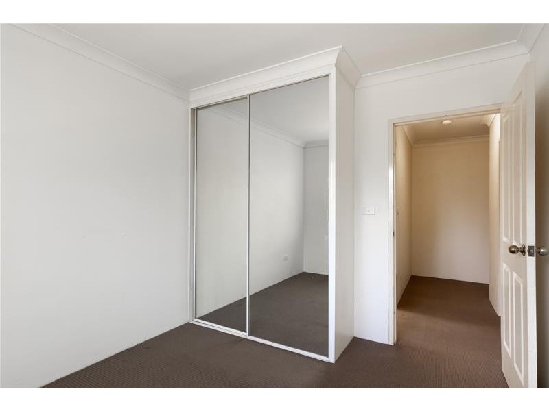 2/10-12 DENT Street, Penrith NSW 2750