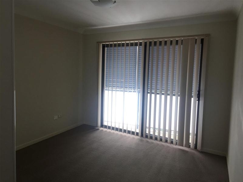 10/84 woodlands Drive, Glenmore Park NSW 2745