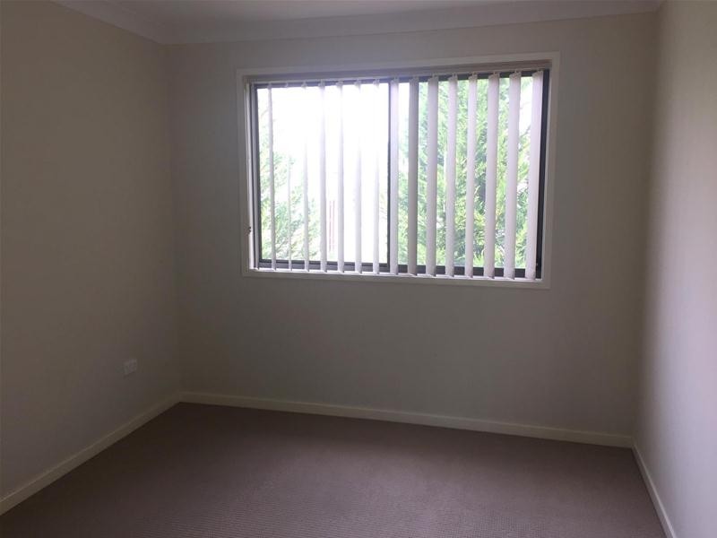 10/84 woodlands Drive, Glenmore Park NSW 2745