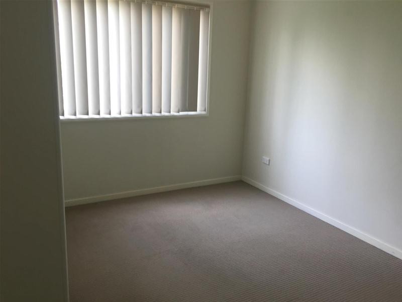 10/84 woodlands Drive, Glenmore Park NSW 2745