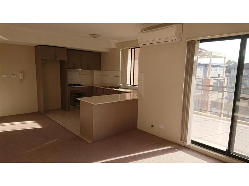 16/10-12 Regentville Road, Jamisontown NSW 2750