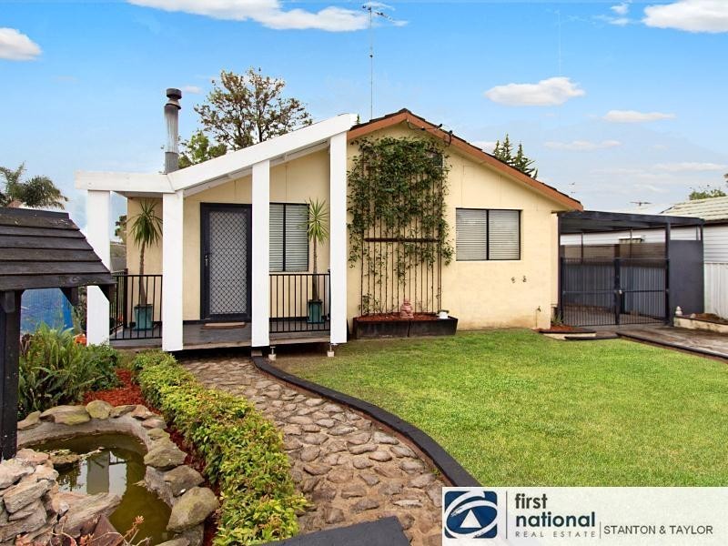 71 Canberra Street, Oxley Park NSW 2760