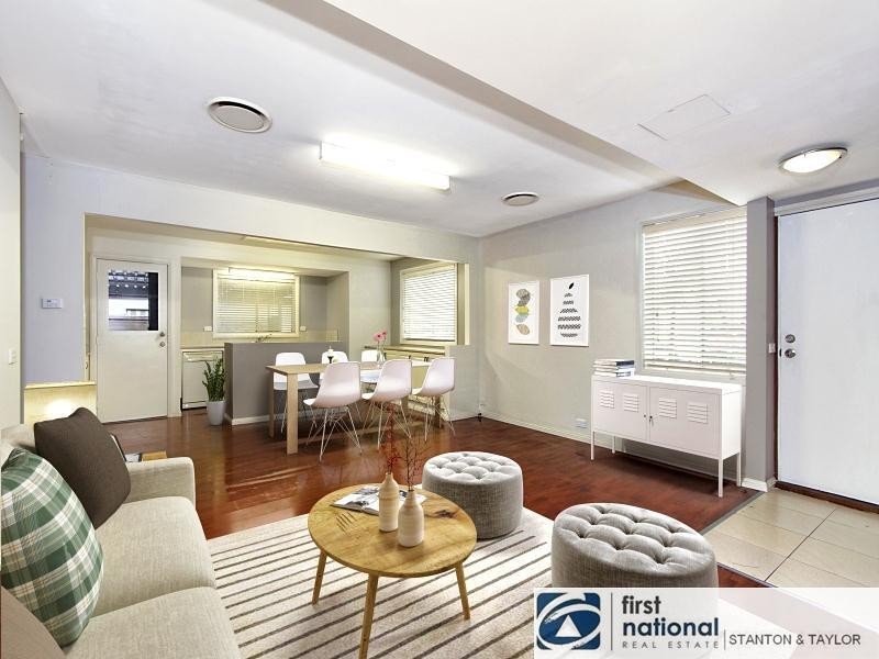 71 Canberra Street, Oxley Park NSW 2760