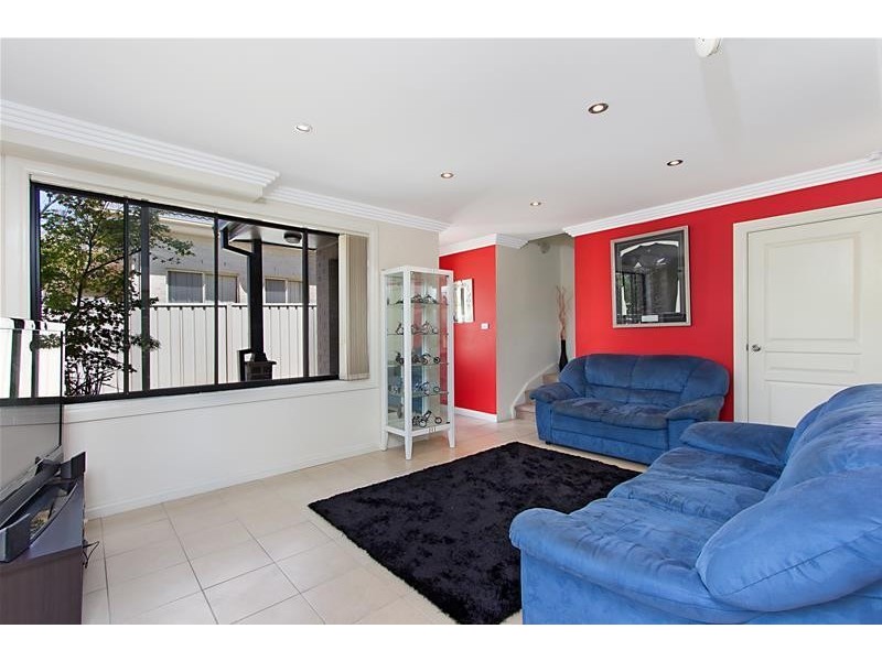 1/47 BARRY Street, Cambridge Park NSW 2747