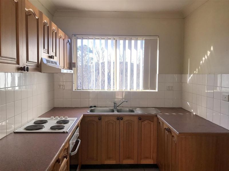 6/10-12 Dent Street, Penrith NSW 2750