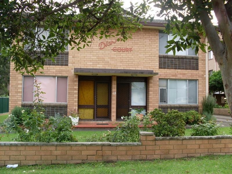 2/15 HEMMING Street, Penrith NSW 2750