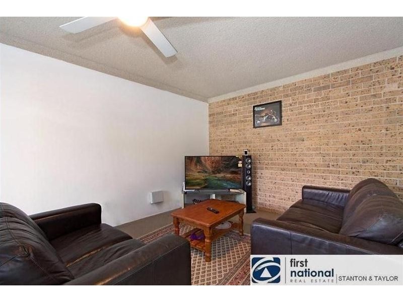 4/15 Thurston Street, Penrith NSW 2750
