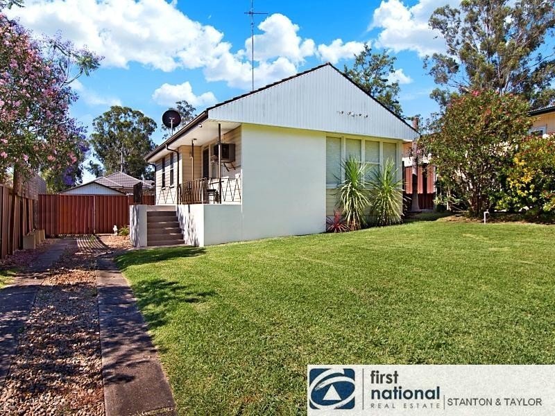 120 Kareela Avenue, Penrith NSW 2750