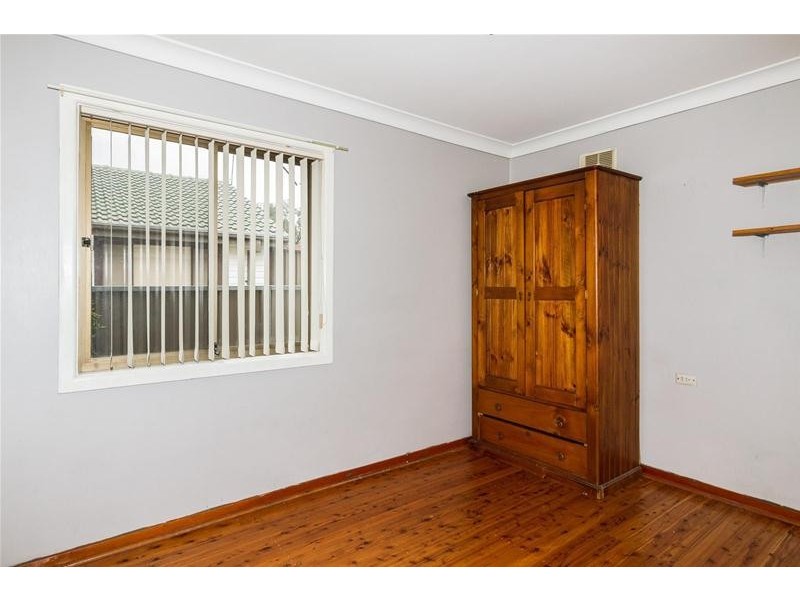 5 Taranaki Avenue, Lethbridge Park NSW 2770