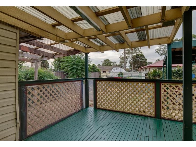 5 Taranaki Avenue, Lethbridge Park NSW 2770