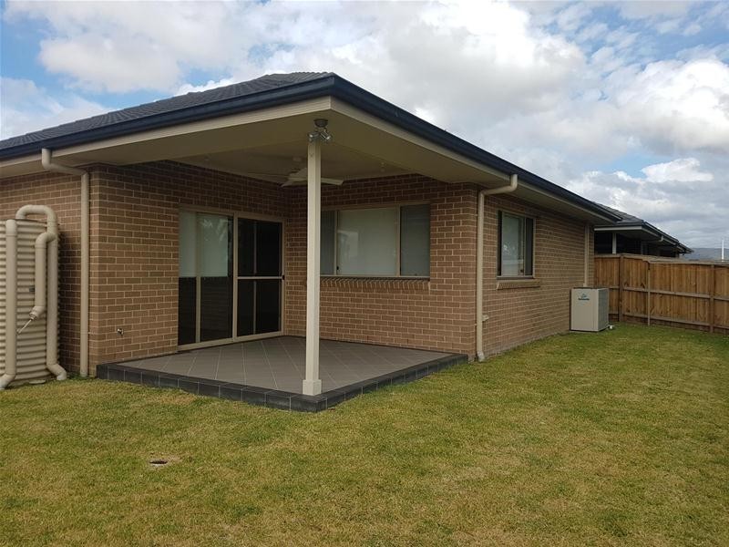 40 EMPIRE Circuit, Penrith NSW 2750