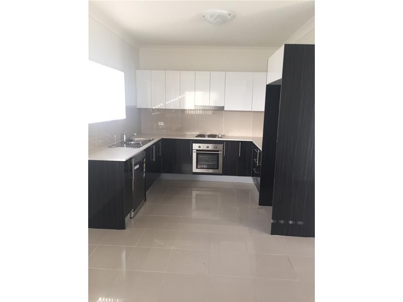 11/11 REGENTVILLE Road, Penrith NSW 2750