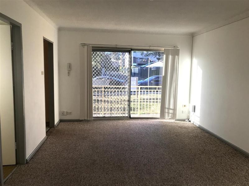 2/134 LETHBRIDGE Street, Penrith NSW 2750